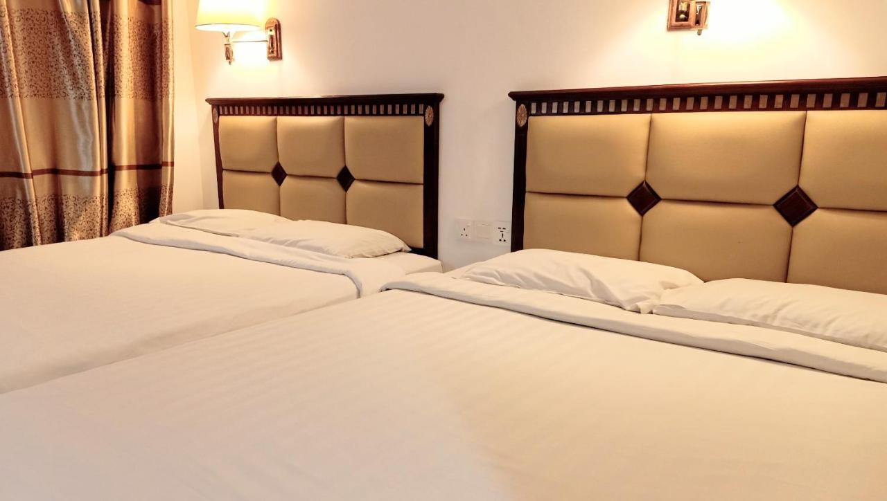 Super Oyo 90464 Borneo Suites Hotel コタキナバル エクステリア 写真