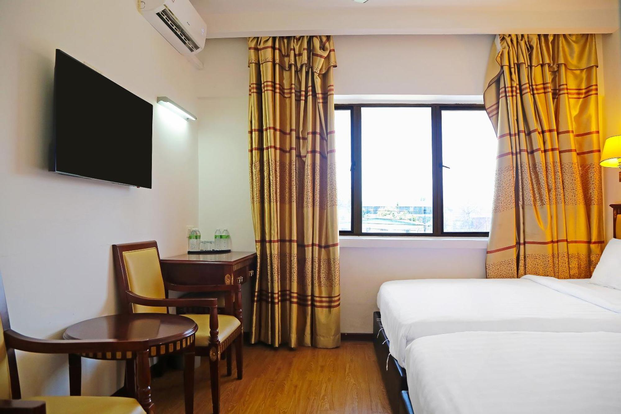 Super Oyo 90464 Borneo Suites Hotel コタキナバル エクステリア 写真